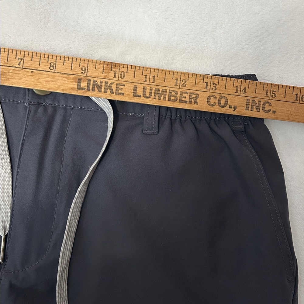 Maamgic NatureMono Outdoor Casual Shorts Men’s Size Medium 6 Pockets 5” inseam - Picture 4 of 5